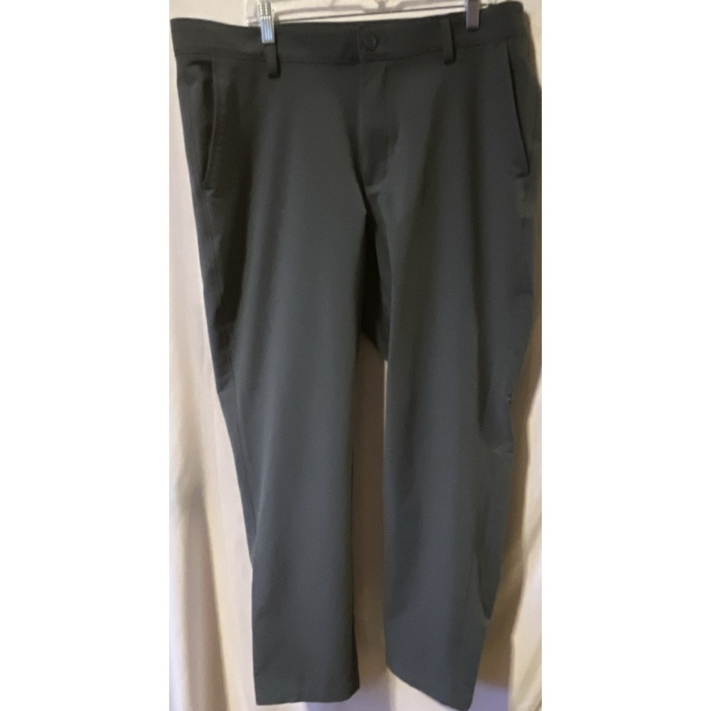 Under Armour Men's Gray Polyester Flat Front Straight Casual Pants 38W/32L